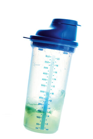 Tupperware EZ Shaker 600ml 